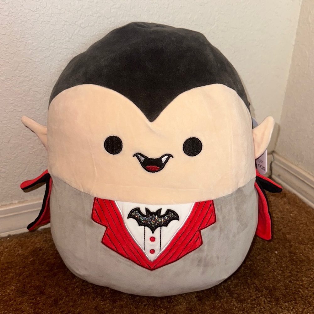 Vlad the Vampire Squishmallow 12” NWT